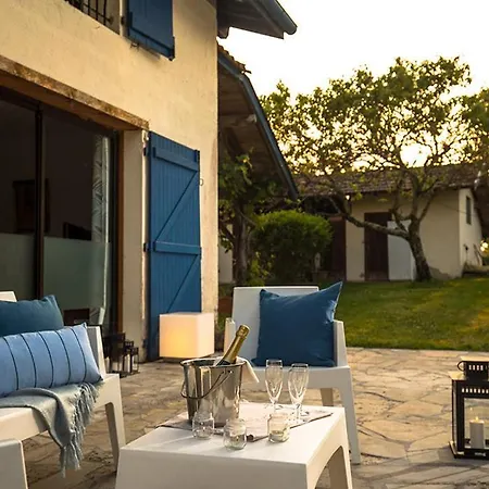 Villa Sleeps 10 Orx