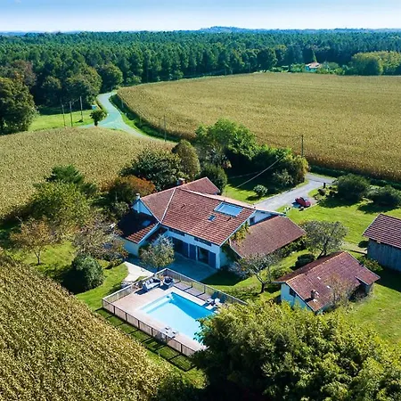 Villa Sleeps 10 Orx