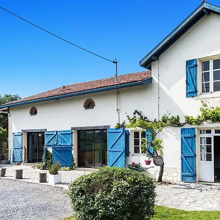 Sleeps 10